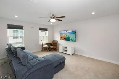 21 Harris Hawk Rd, Washington Township, NJ 07882 - Photo 18