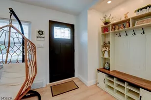 50 Chestnut St, Edison, NJ 08817 - Photo 12