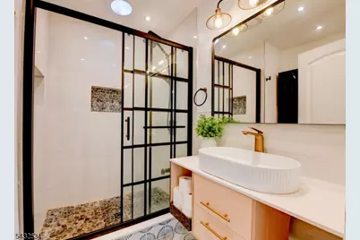 50 Chestnut St, Edison, NJ 08817 - Photo 22