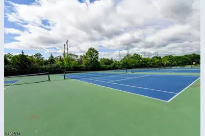 50 Chestnut St, Edison, NJ 08817 - Photo 34