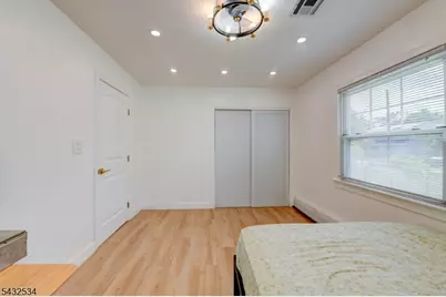 50 Chestnut St, Edison, NJ 08817 - Photo 16