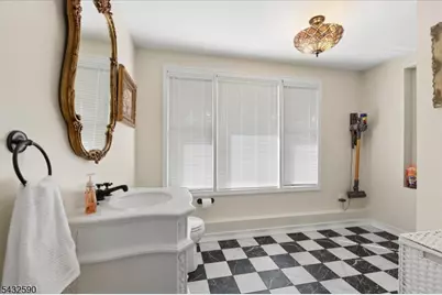 1 Cedar Ct, Roosevelt Boro, NJ 08555 - Photo 16