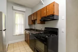 145 Park St-Unit, Montclair, NJ 07042 - Photo 20