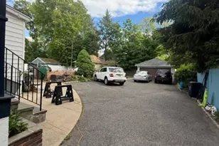 558 Argyle Ave, Orange, NJ 07050 - Photo 2