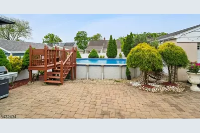 26 Rutgers Pl, Bloomfield, NJ 07003 - Photo 32