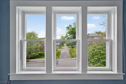 100 Center St, Clinton, NJ 08809 - Photo 26