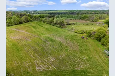 201 N Church Rd, Hardyston Township, NJ 07416 - Photo 12