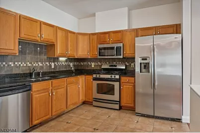 96 Jillian Blvd, Parsippany, NJ 07054 - Photo 6