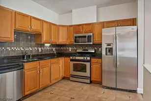 96 Jillian Blvd, Parsippany, NJ 07054 - Photo 6