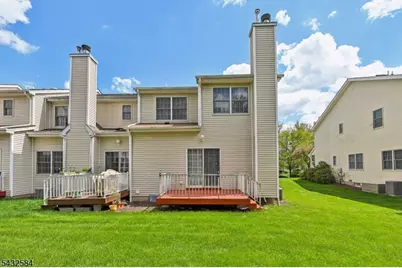 96 Jillian Blvd, Parsippany, NJ 07054 - Photo 18