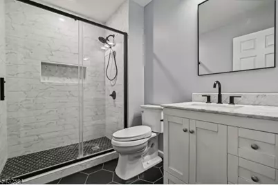 96 Jillian Blvd, Parsippany, NJ 07054 - Photo 8