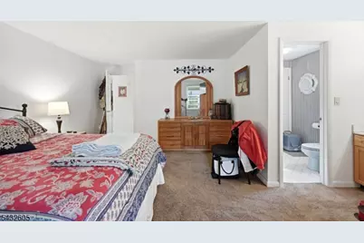 15 Orchard St, Bloomingdale, NJ 07403 - Photo 26