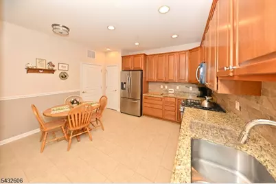5206 Warrens Way #5206, Wanaque, NJ 07465 - Photo 6