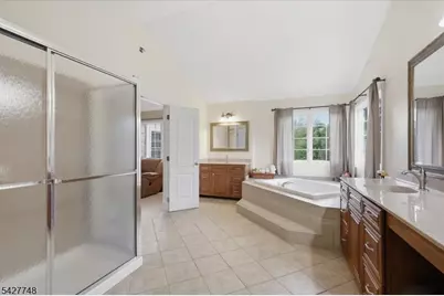 1 Beehive Ln, Raritan Township, NJ 08822 - Photo 24
