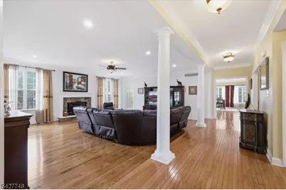 1 Beehive Ln, Raritan Township, NJ 08822 - Photo 10