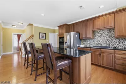 1 Beehive Ln, Raritan Township, NJ 08822 - Photo 6