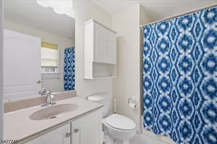 1 Beehive Ln, Raritan Township, NJ 08822 - Photo 28