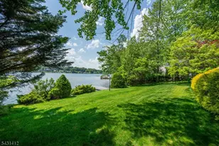 174 Pines Lake Dr E, Wayne, NJ 07470 - Photo 38