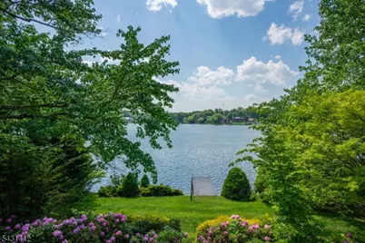 174 Pines Lake Dr E, Wayne, NJ 07470 - Photo 36