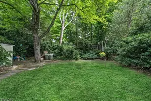 415 N 4th Ave, Hawthorne, NJ 07506 - Photo 26