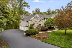 9 Edgewood Terrace, Randolph Township, NJ 07869 - Photo 2