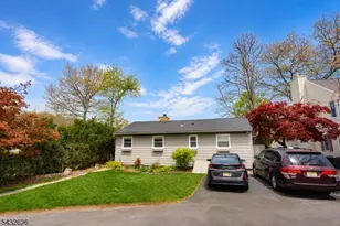 1 Beaver Terrace, Jefferson Township, NJ 07885 - Photo 2