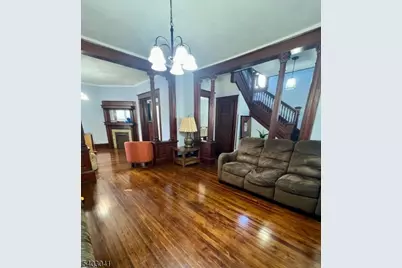 305 Stockton St, Hightstown, NJ 08520 - Photo 10