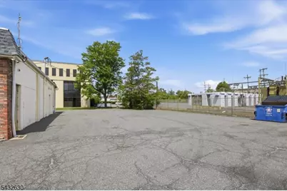 122 Central Avenue, Clark Township, NJ 07066 - Photo 8