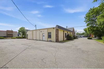 122 Central Avenue, Clark Township, NJ 07066 - Photo 10