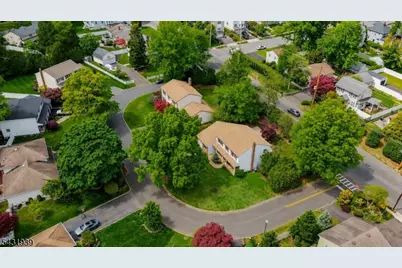 9 Starlite Ct, Westfield, NJ 07090 - Photo 34