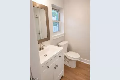 7 Lorettacong Dr, Jefferson Township, NJ 07849 - Photo 10