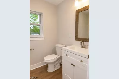 7 Lorettacong Dr, Jefferson Township, NJ 07849 - Photo 8