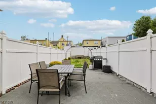 63 Garrison St, Newark, NJ 07105 - Photo 36