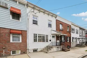 63 Garrison St, Newark, NJ 07105 - Photo 8