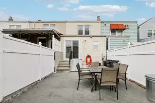 63 Garrison St, Newark, NJ 07105 - Photo 38