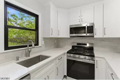 207 Beck Ave, South Bound Brook Boro, NJ 08880 - Photo 8