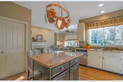 1 Carlisle Rd, Bernards Township, NJ 07920 - Photo 12