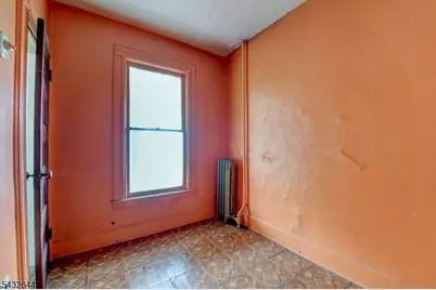 249 4th St, Newark, NJ 07107 - Photo 30
