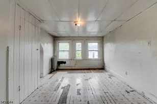 249 4th St, Newark, NJ 07107 - Photo 40