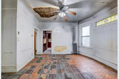 249 4th St, Newark, NJ 07107 - Photo 8