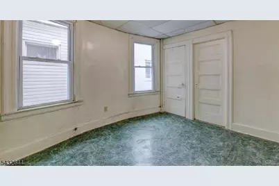 249 4th St, Newark, NJ 07107 - Photo 32