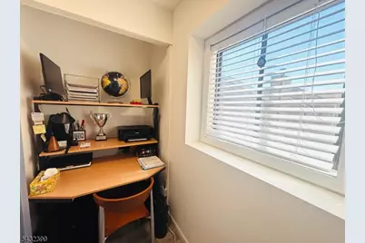 119 Wimbledon Sq, Washington Township, NJ 07840 - Photo 12