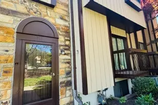 119 Wimbledon Square, Washington Township, NJ 07840 - Photo 2