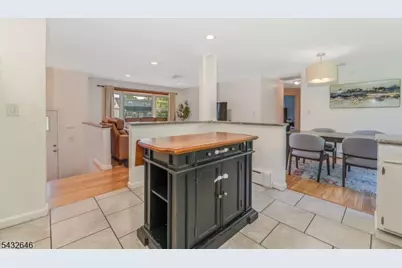 129 Chestnut St, Bridgewater, NJ 08807 - Photo 6