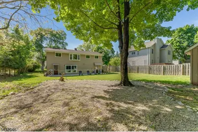 129 Chestnut St, Bridgewater, NJ 08807 - Photo 26
