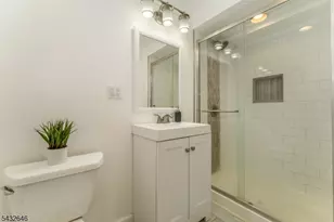 129 Chestnut St, Bridgewater, NJ 08807 - Photo 20