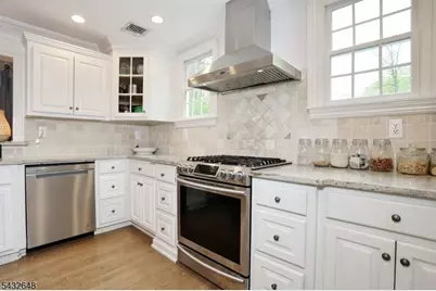 14 Chadwick Pl, Glen Rock, NJ 07452 - Photo 14