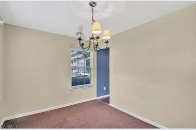 122 Williamson Ct, Bridgewater, NJ 08807 - Photo 12