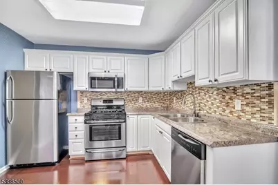 122 Williamson Ct, Bridgewater, NJ 08807 - Photo 6