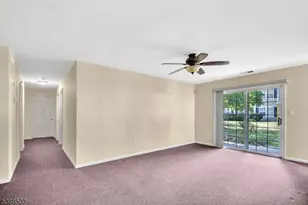 122 Williamson Ct, Bridgewater, NJ 08807 - Photo 8